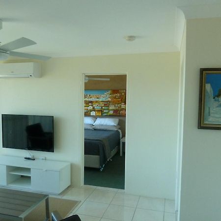Montgomery Apartments Форстър Екстериор снимка