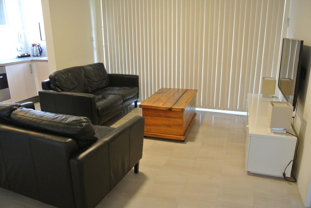 Montgomery Apartments Форстър Екстериор снимка